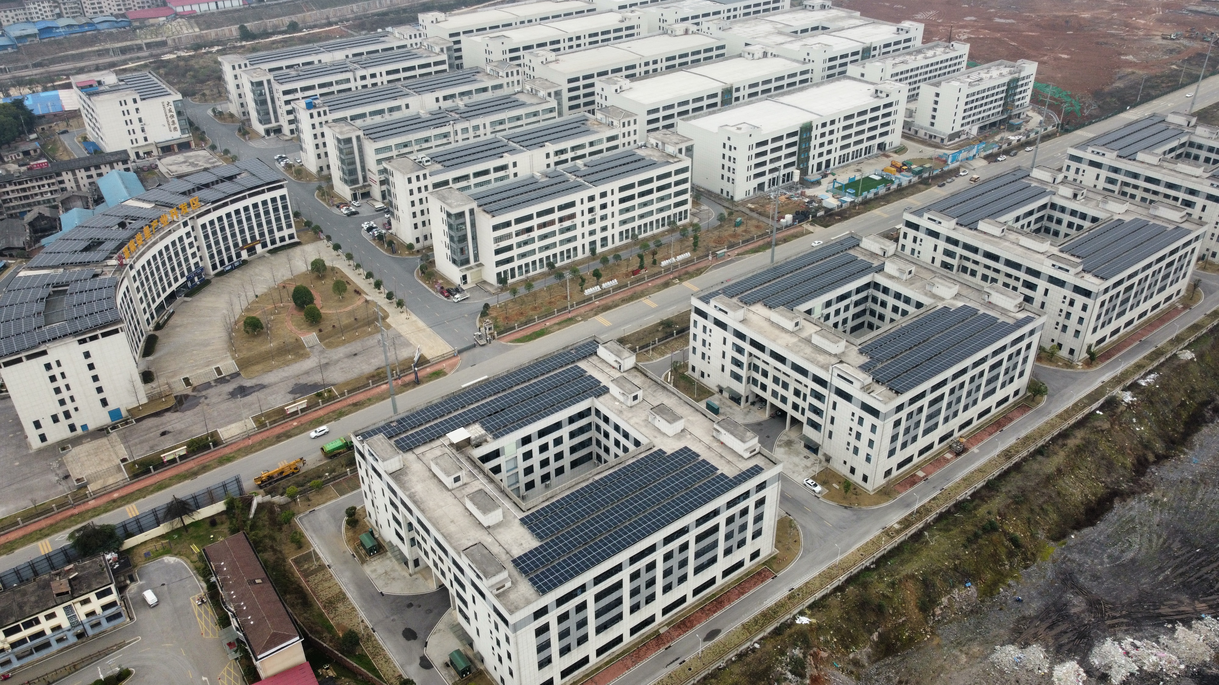 婁星產業開發區光伏項目全面建成并網